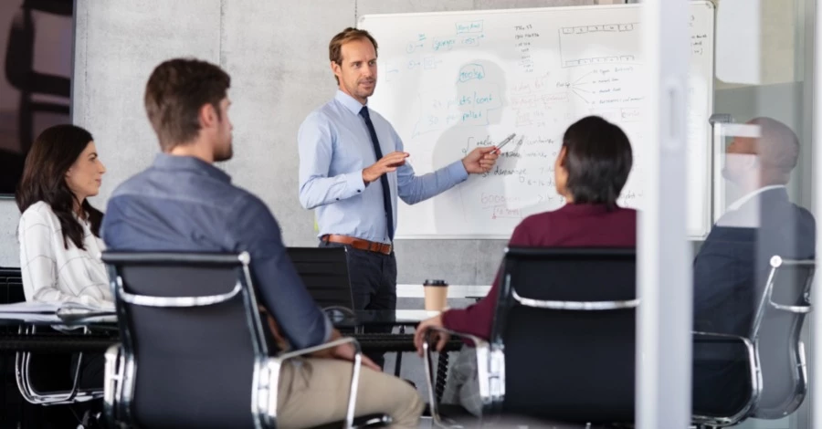 Why-Need-a-Trial-Consultant-e1659370168278-1024x535-2