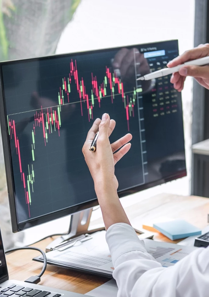 Featured image for "Negative Numbers: Finding a Securities Investment Compliance Expert" article.