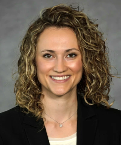 Lauren Douville Headshot