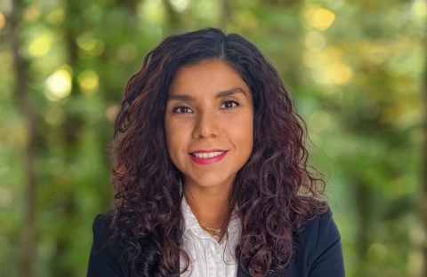 Amanda-Marquez-Headshot-3x2