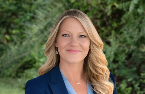 Annette-Boston-Drk-Grn-BG_3x2