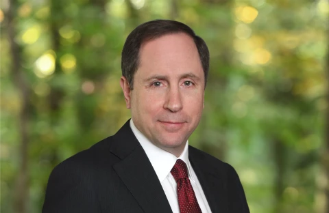 Bruce-Isaacson-Light-Grn-BG_3x2