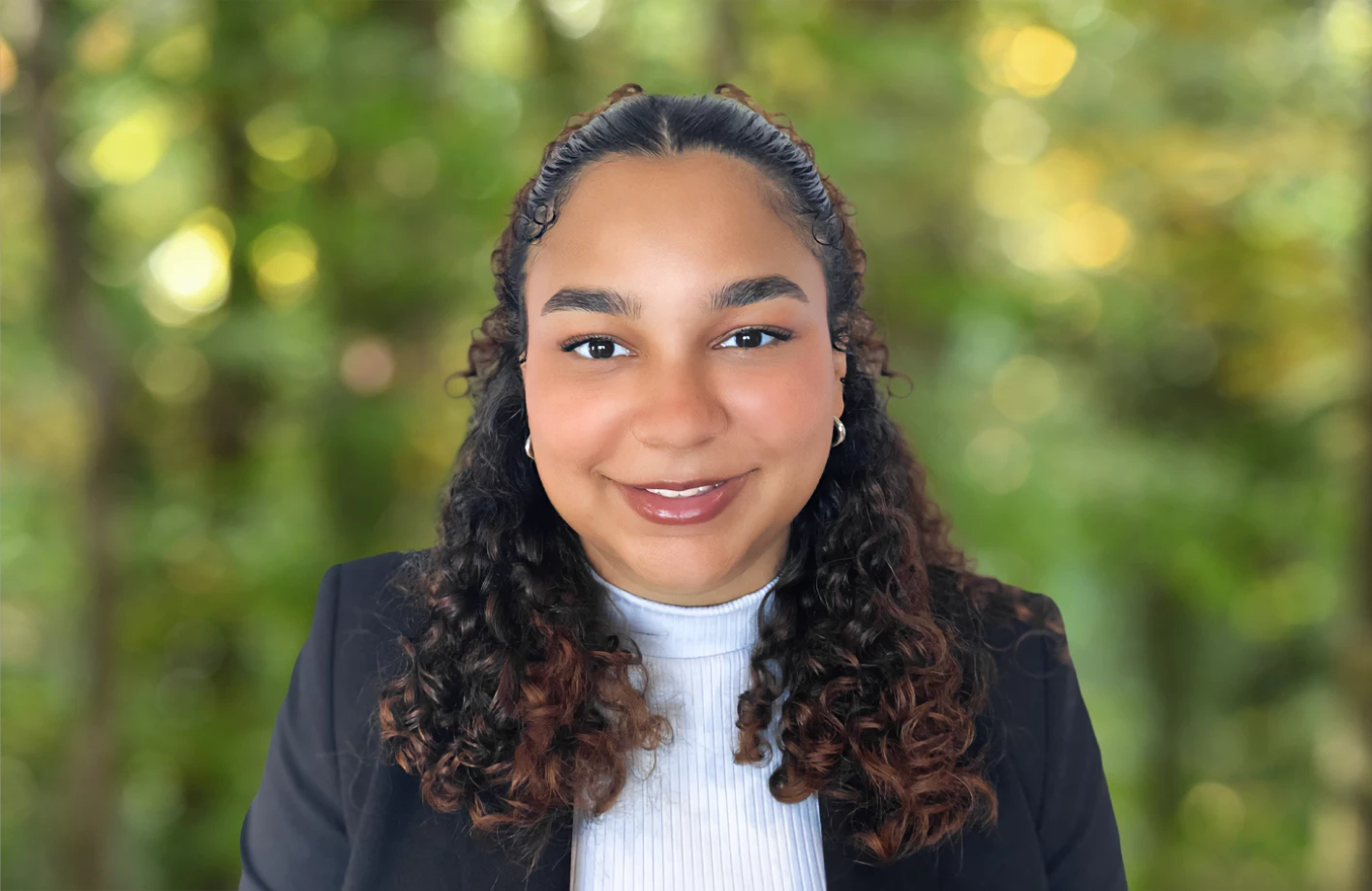 Gabrielle-Kelly_Headshot_3x5